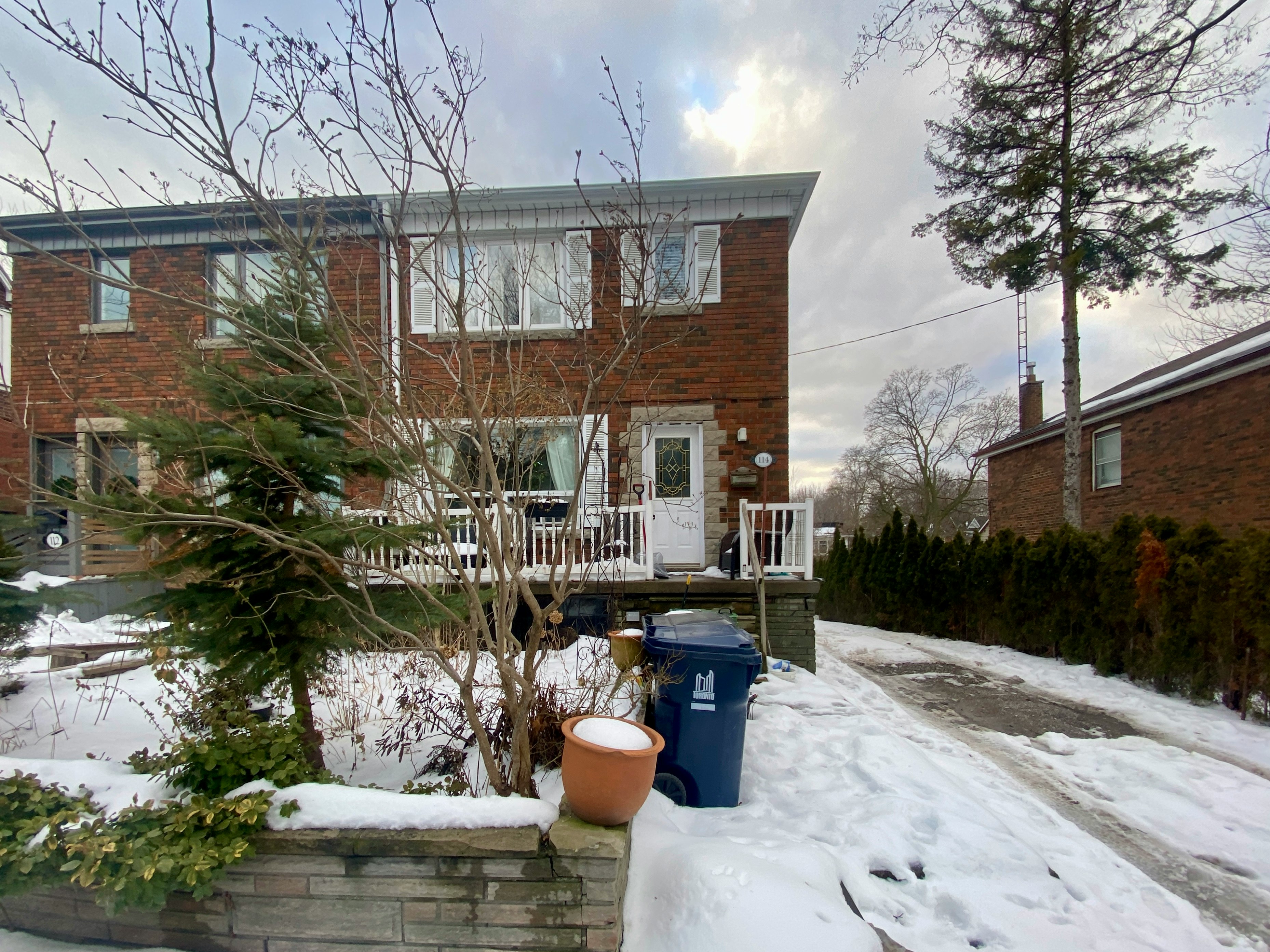 BSMT-114 Bellefair Avenue, Toronto, ON, M4L 3T8 - 20