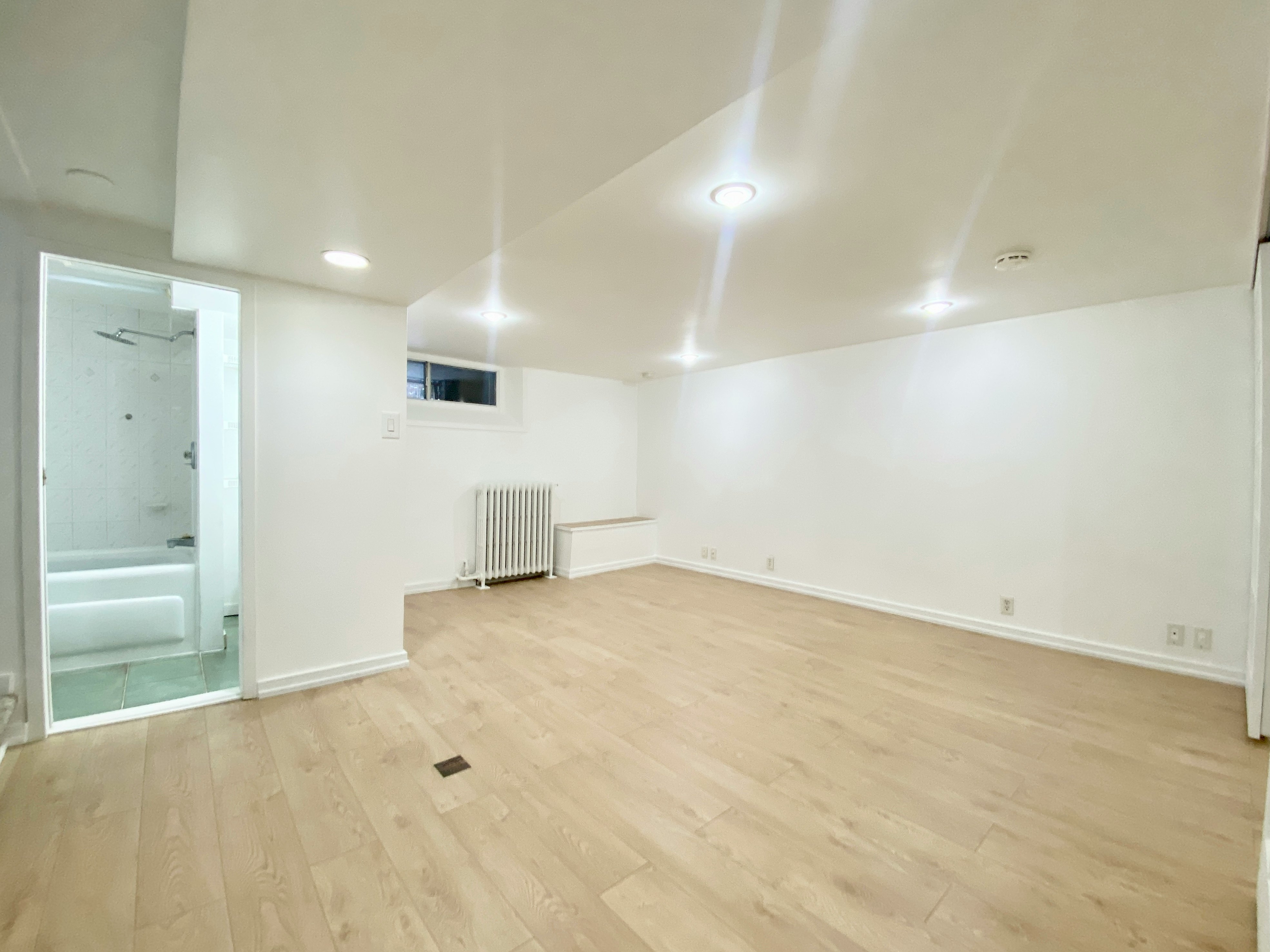BSMT-114 Bellefair Avenue, Toronto, ON, M4L 3T8 - 2