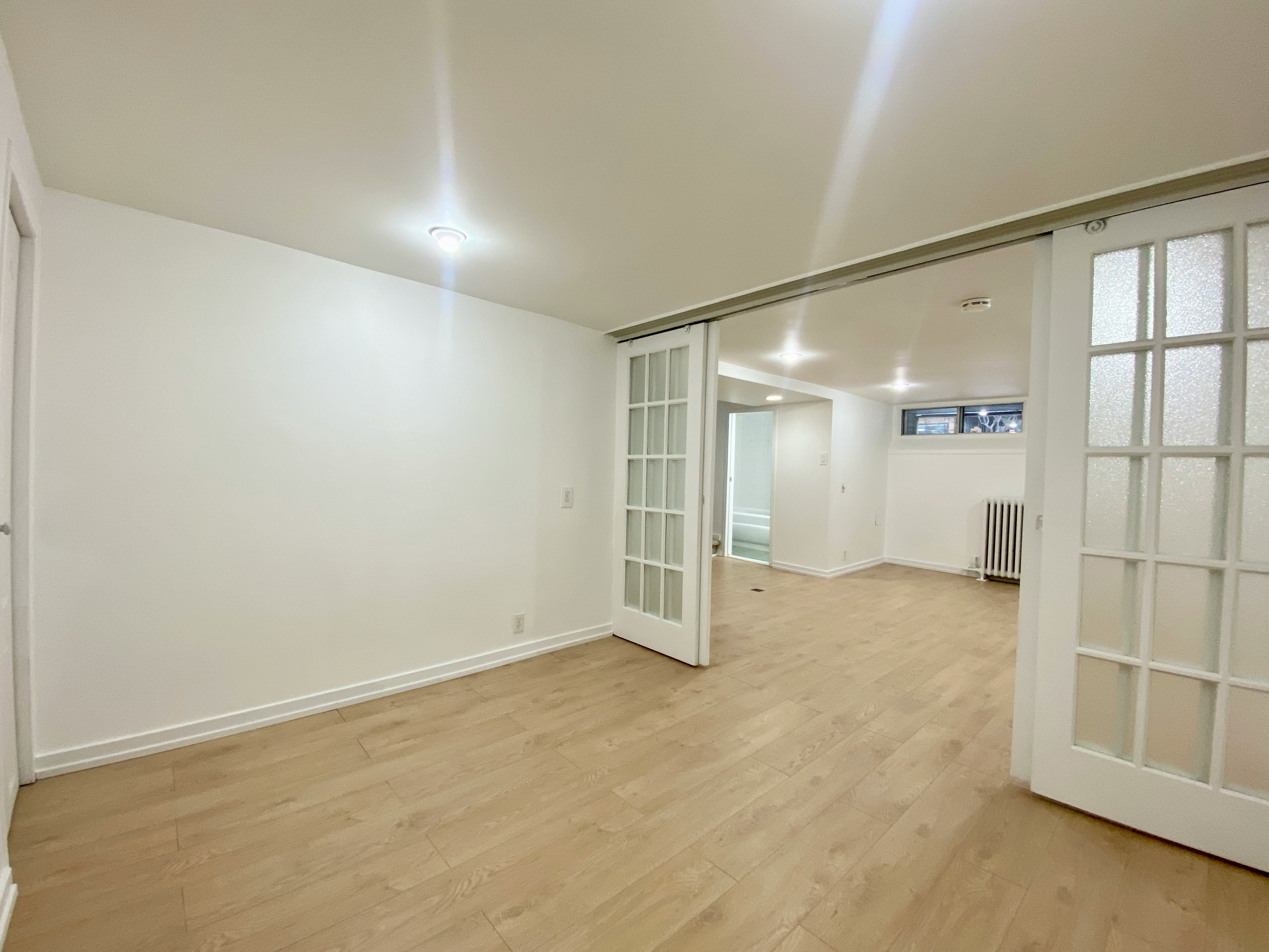 BSMT-114 Bellefair Avenue, Toronto, ON, M4L 3T8 - 13