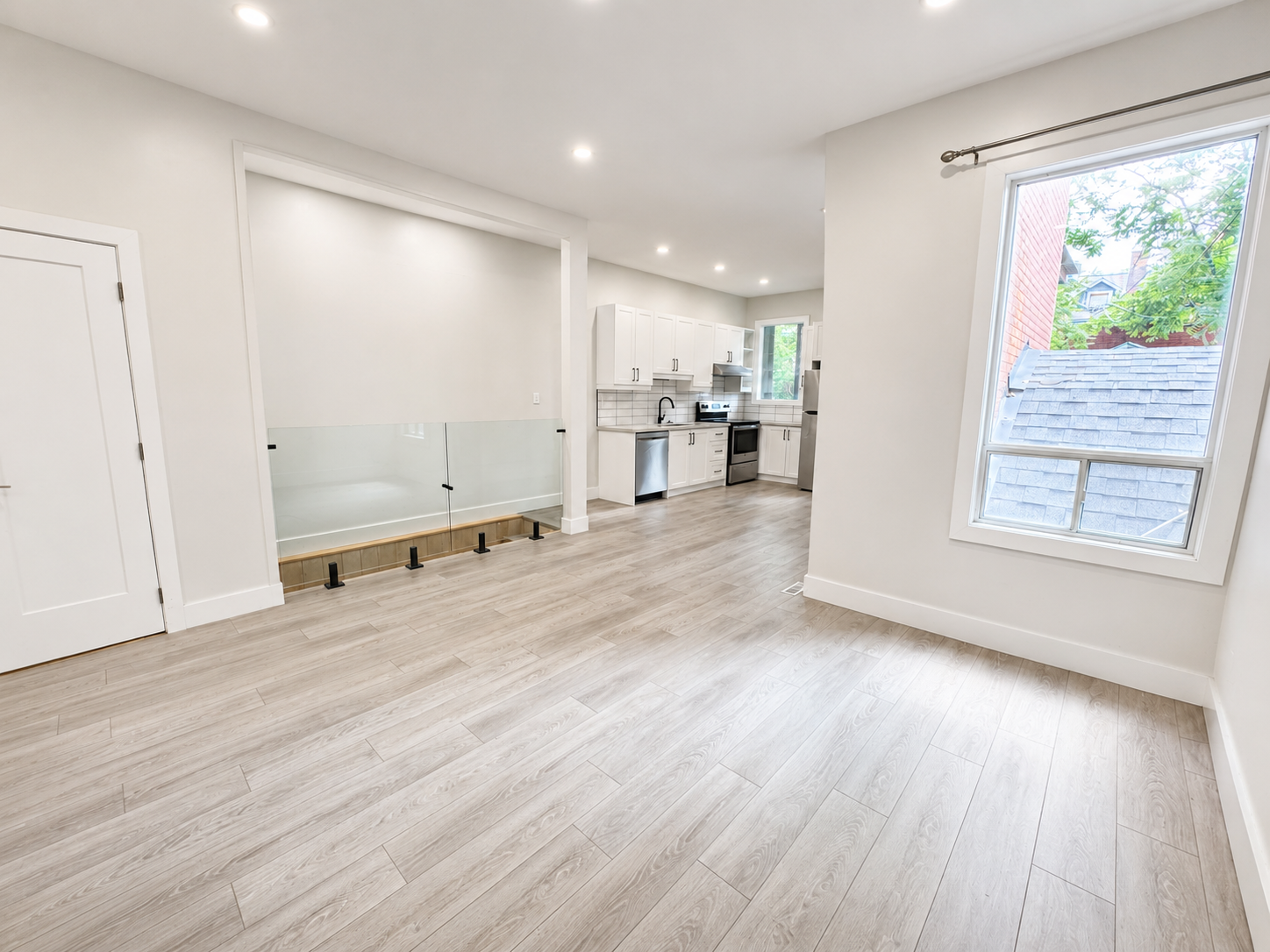 482 King William Street, Hamilton, ON, L8L 1R3 - 4