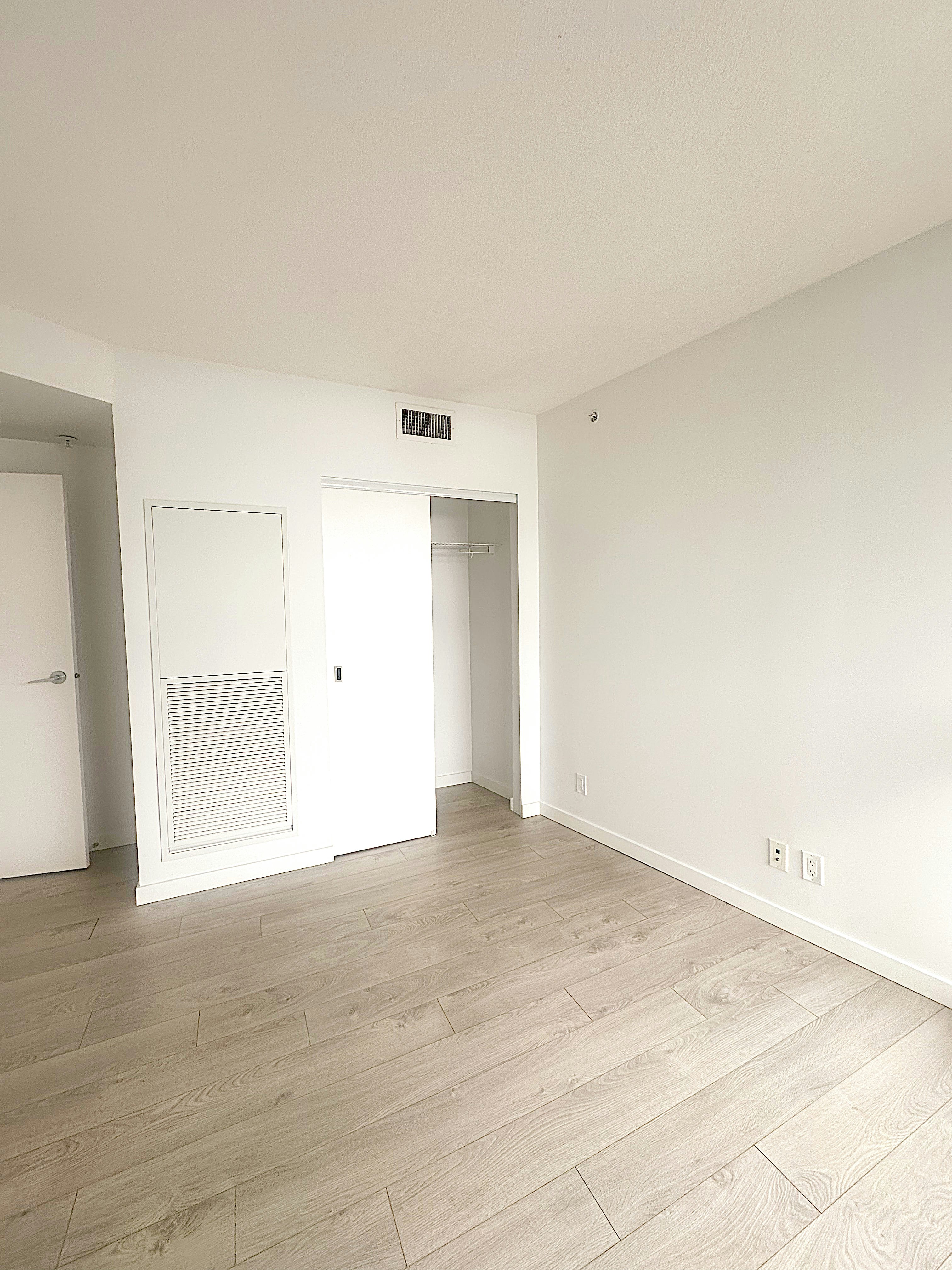 707-685 Pacific Boulevard, Vancouver, BC, V6B 0R4 - 9