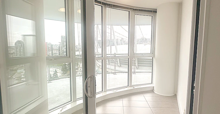 707-685 Pacific Boulevard, Vancouver, BC, V6B 0R4 - 5