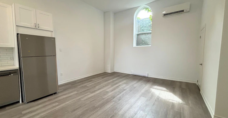 117-16 West Avenue S, Hamilton, ON, L8N 2S1 - 4