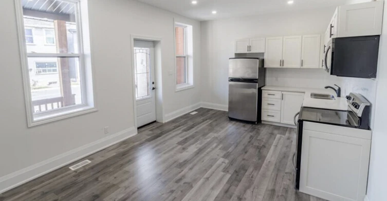 4-87 Victoria Avenue N, Hamilton, ON, L8L 5E3 - 3