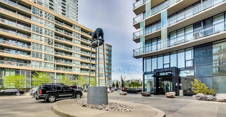 25 Capreol Court, Toronto, ON, M5V 3Z7 - 21