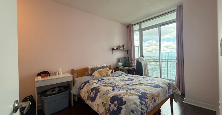 25 Capreol Court, Toronto, ON, M5V 3Z7 - 8
