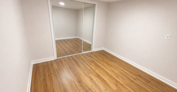 Lower-245 Thorner Drive, Hamilton, ON, L8V 2M6 - 8