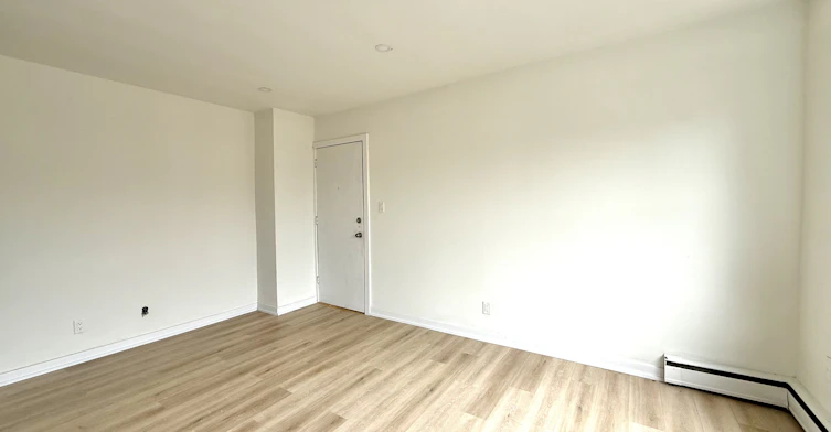 169 Park Row South, Hamilton, ON, L8K 2K1 - 3