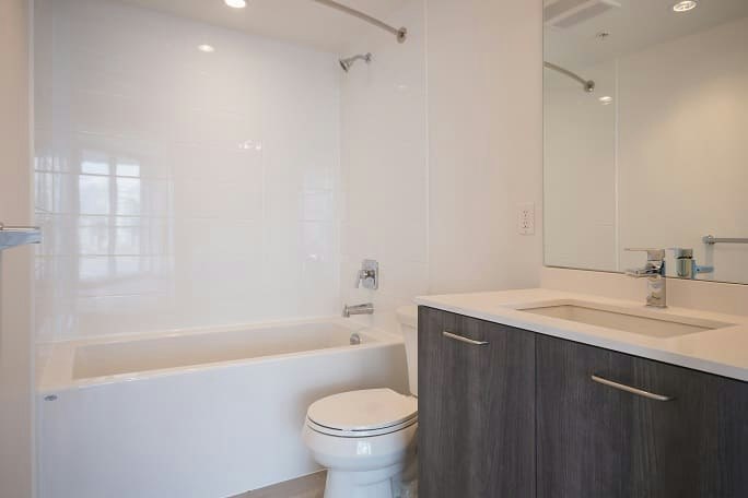 605-685 Pacific Boulevard, Vancouver, BC, V6B 0R4 - 2