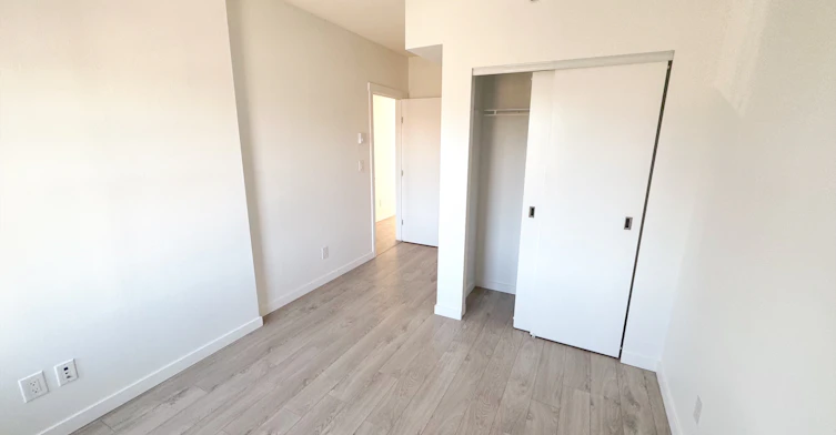 103-2975 Oak Street, Vancouver, BC, V6H 2K7 - 5