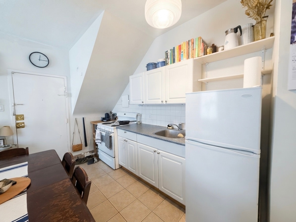 U302-57 Cowan Avenue, Toronto, ON, M6K 2N1 - 5