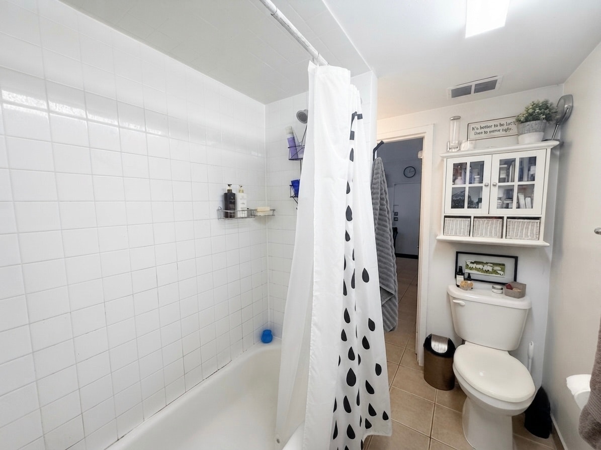 U302-57 Cowan Avenue, Toronto, ON, M6K 2N1 - 9