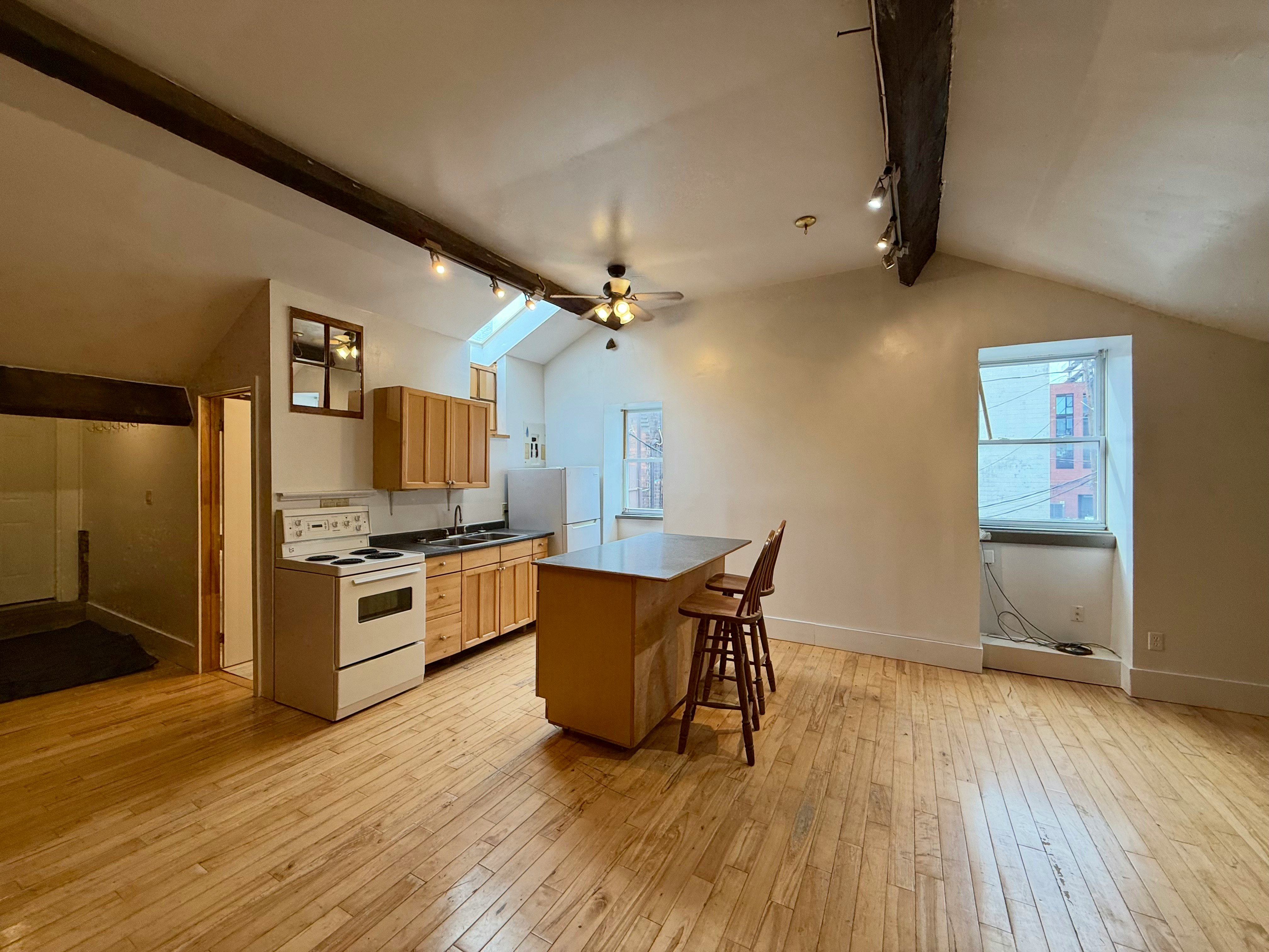 3-321 King Street East, Hamilton, ON, L8N 1C1 - 9