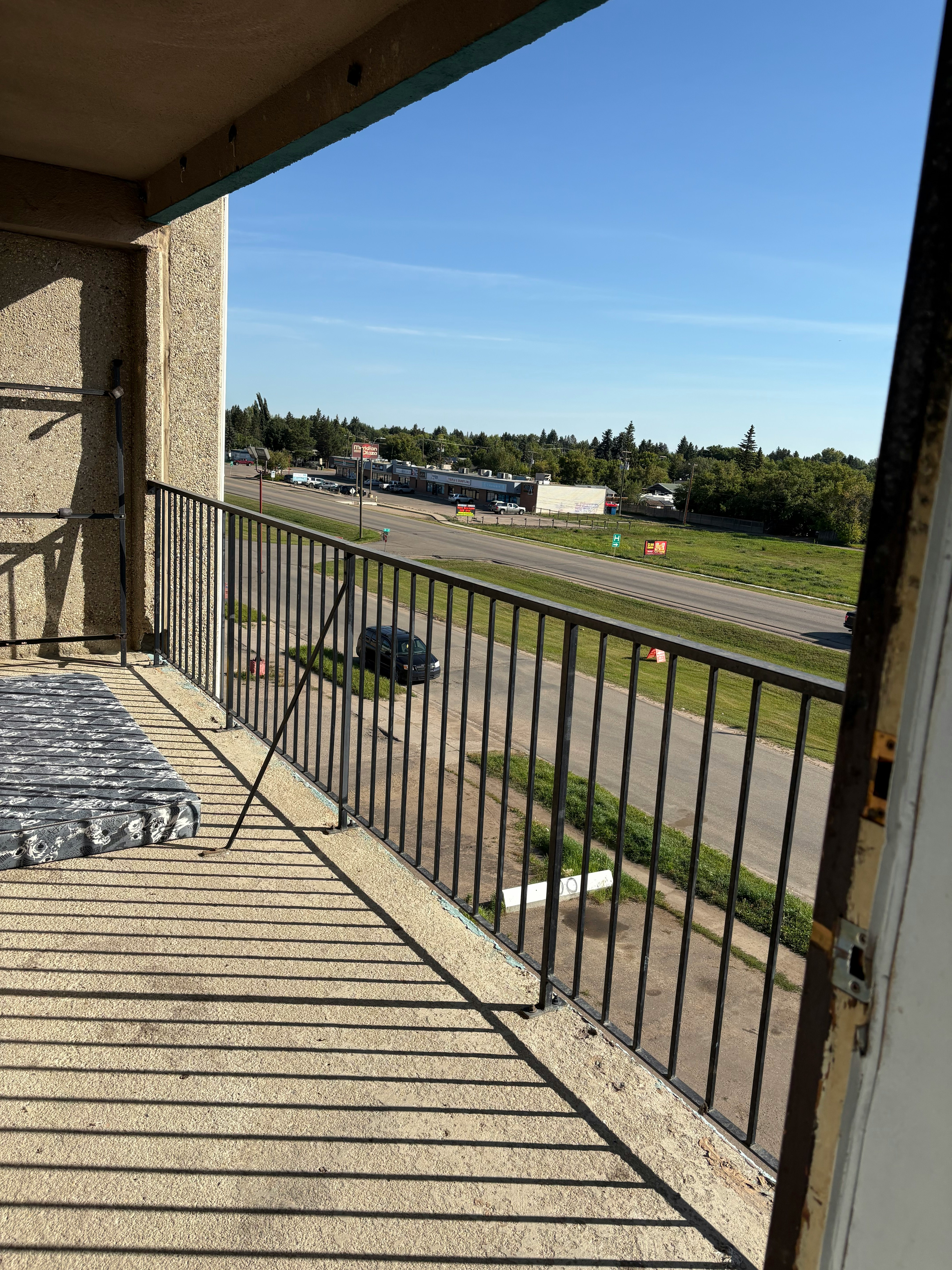 304-3310 50 Avenue, Lloydminster City West, AB, T9V 0V6 - 2