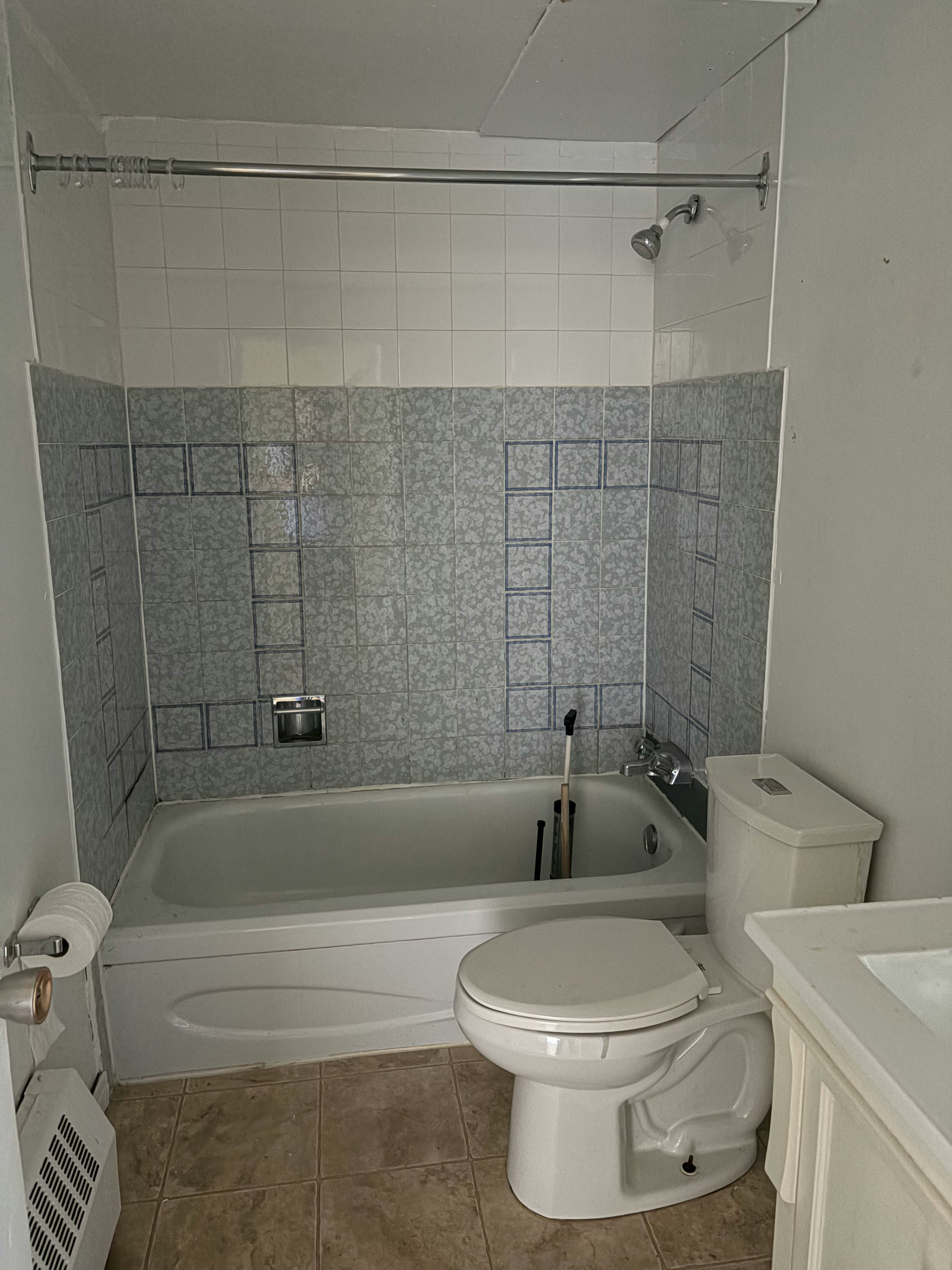 304-3310 50 Avenue, Lloydminster City West, AB, T9V 0V6 - 13