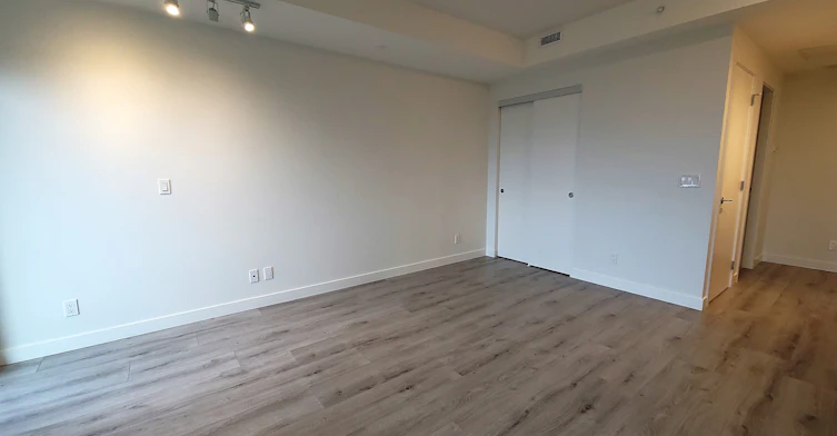 1507-10626 City Parkway, Surrey, BC, V3T 0S3 - 4