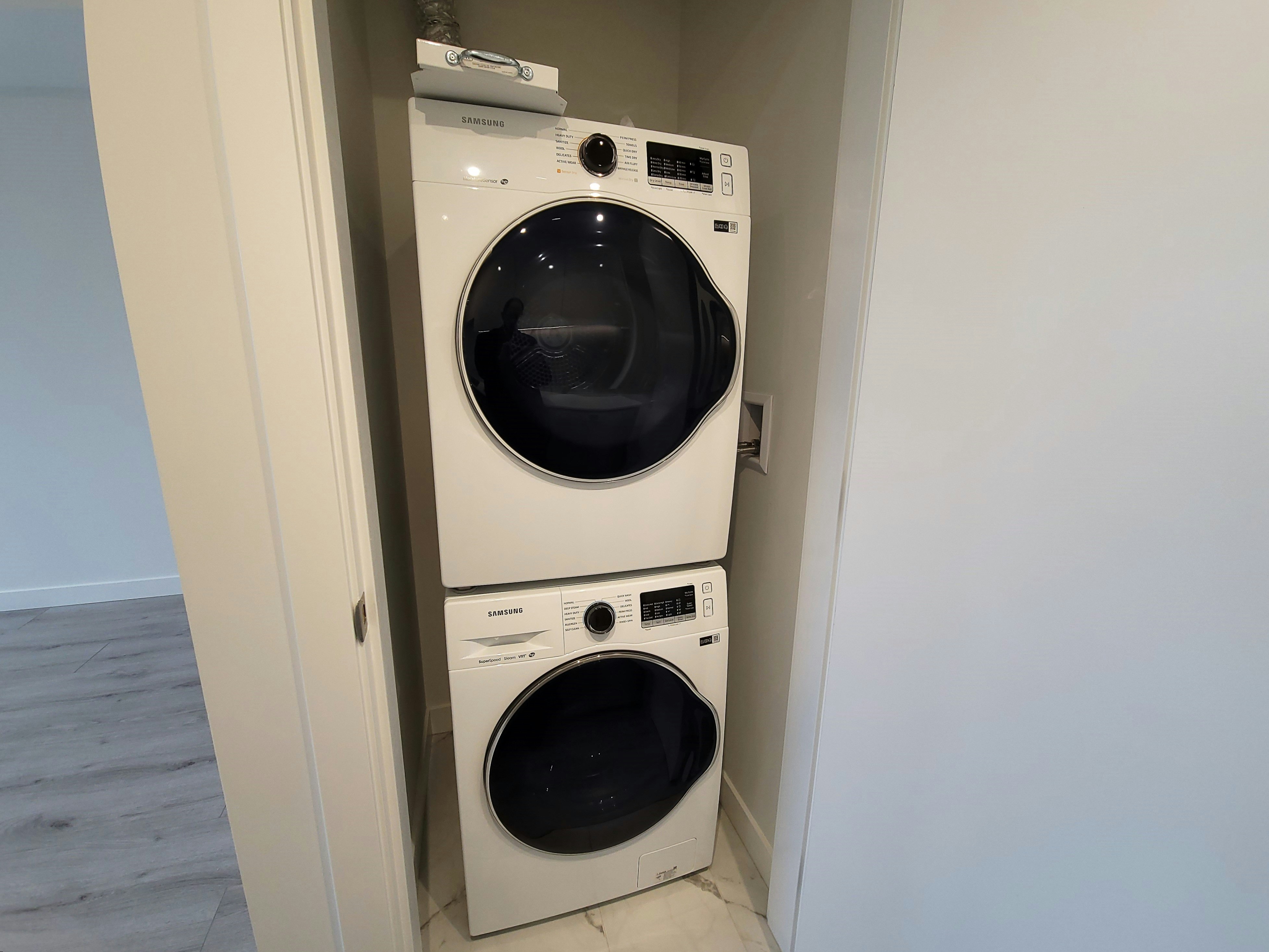 1507-10626 City Parkway, Surrey, BC, V3T 0S3 - 11