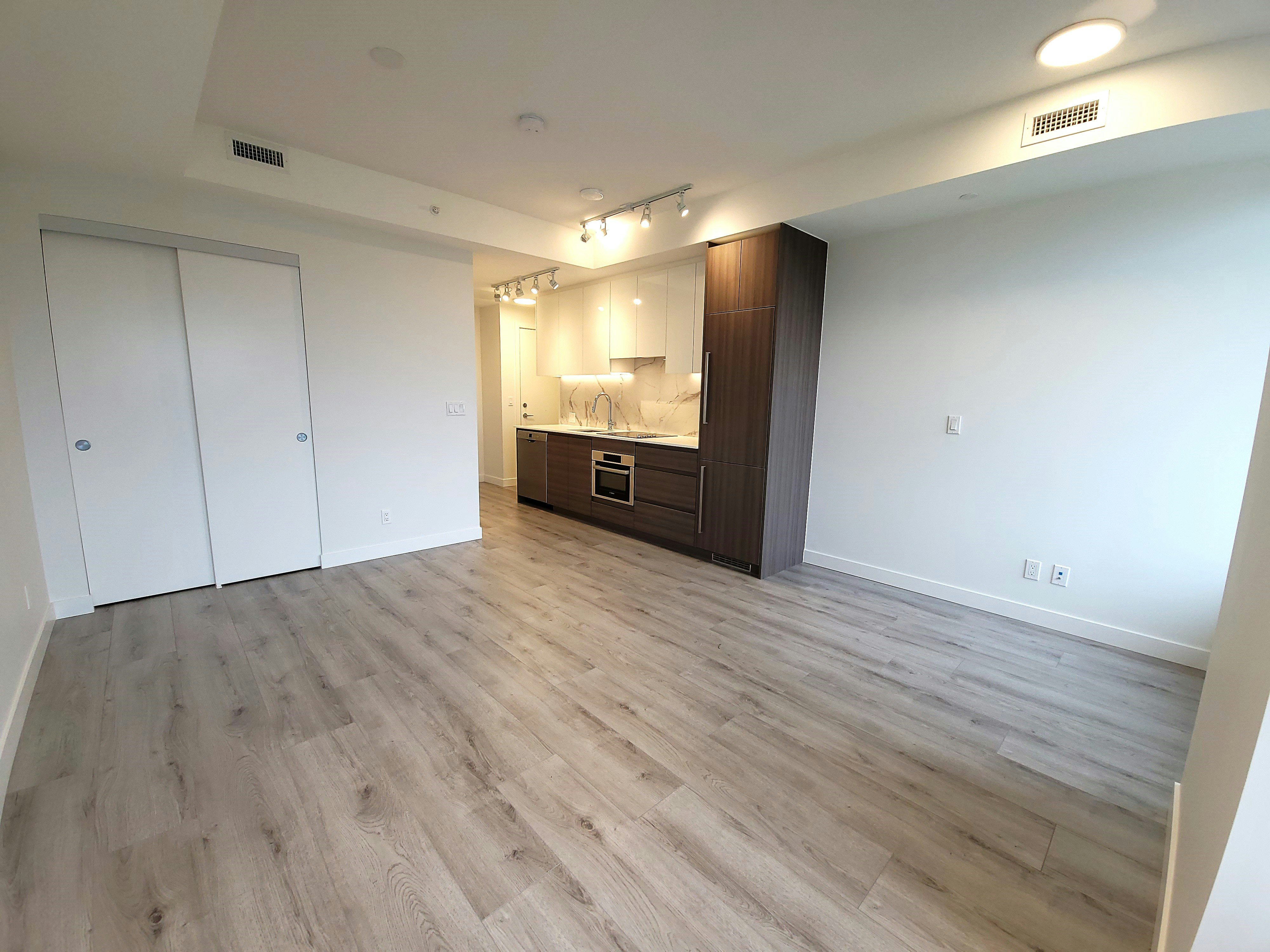 1507-10626 City Parkway, Surrey, BC, V3T 0S3 - 5