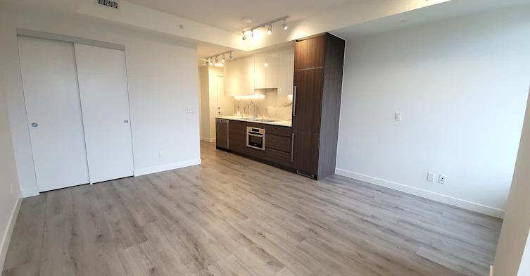 1507-10626 City Parkway, Surrey, BC, V3T 0S3 - 5