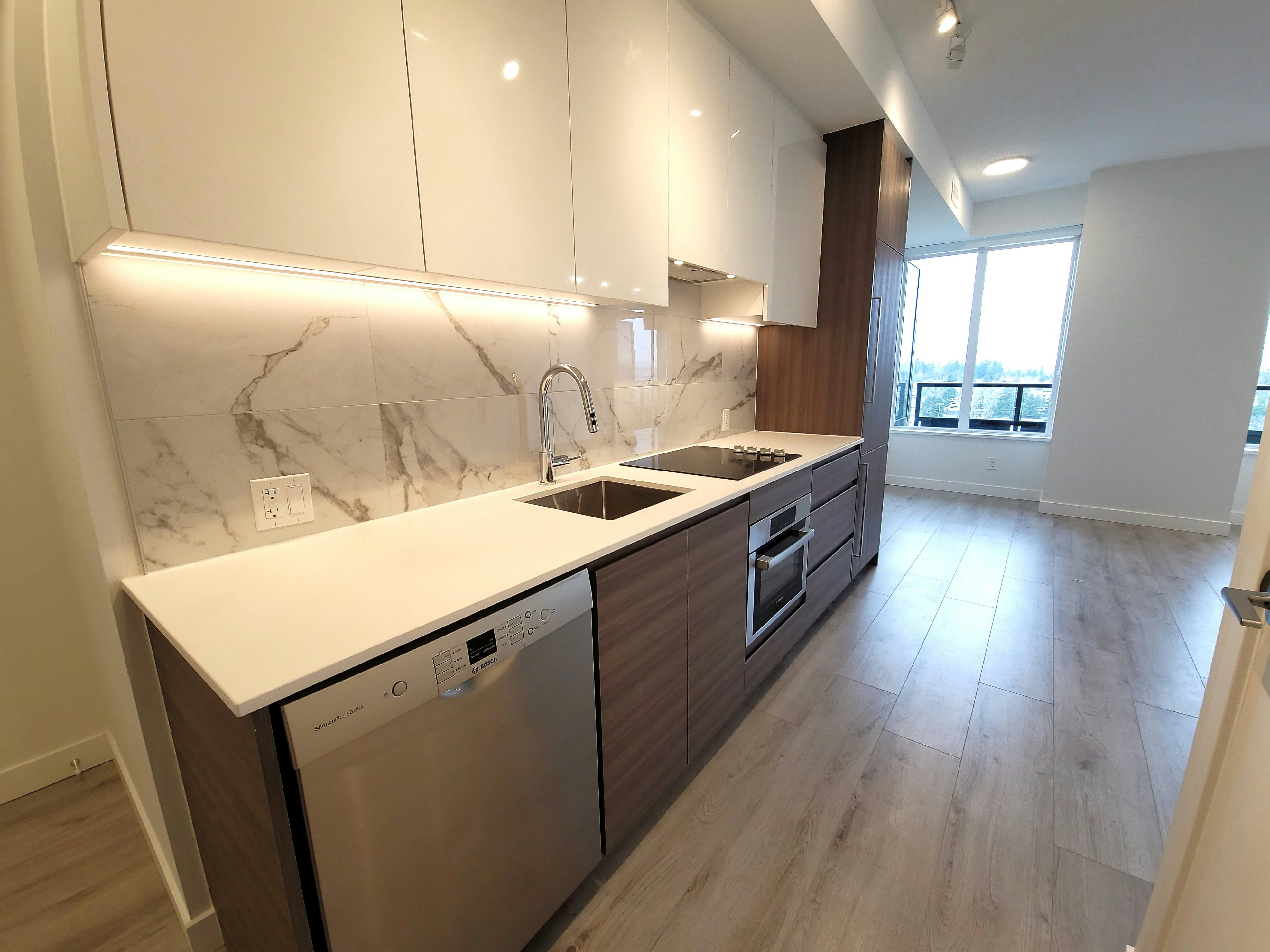 1507-10626 City Parkway, Surrey, BC, V3T 0S3 - 2