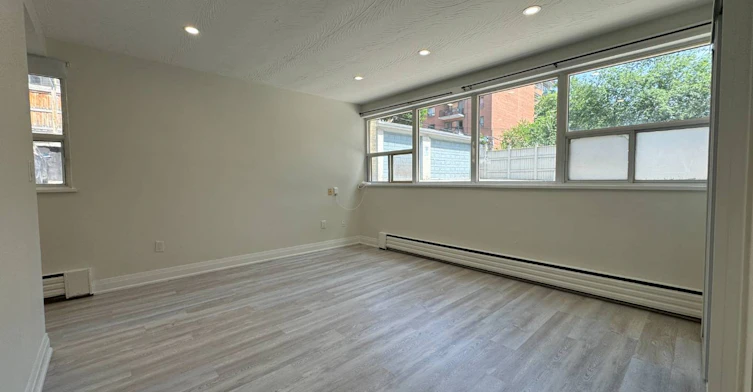 U4-140 Springhurst Avenue, Toronto, ON, M6K 1C1 - 5