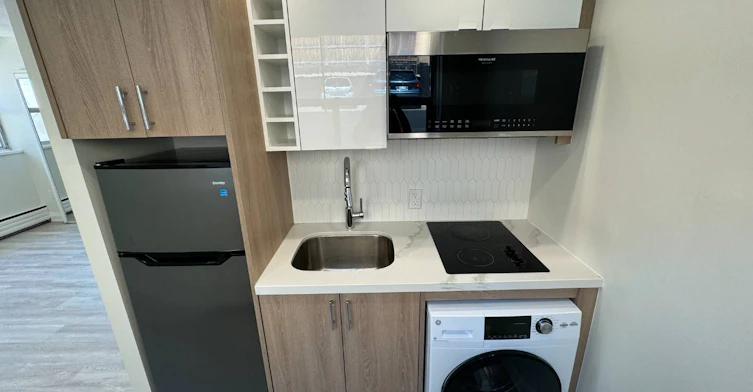 U4-140 Springhurst Avenue, Toronto, ON, M6K 1C1 - 7
