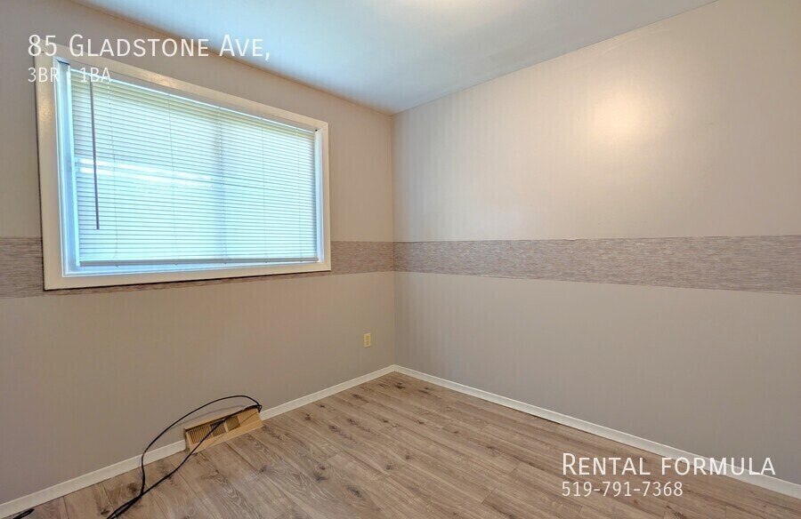 85 Gladstone Avenue, Kingsville, ON, N9Y 1L6 - 13