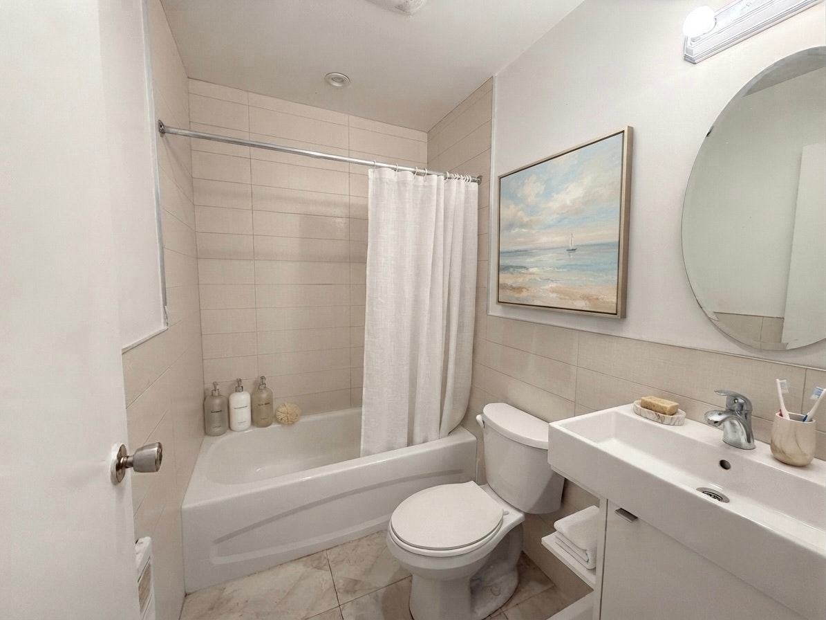 6-249 Logan Avenue, Toronto, ON, M4M 2N2 - 5