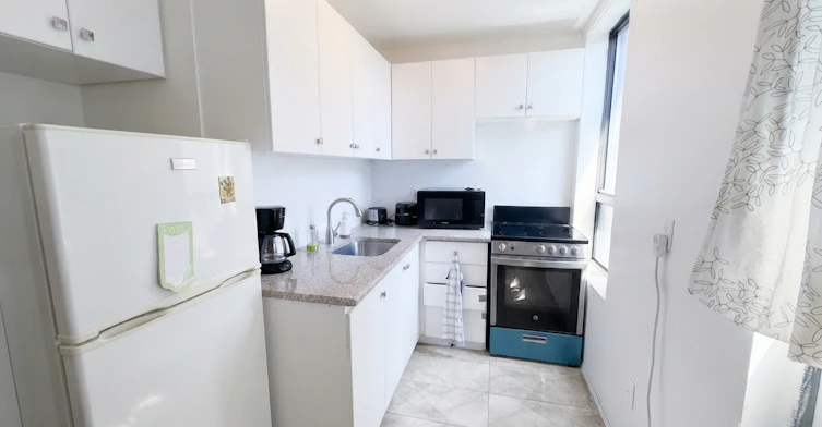 6-249 Logan Avenue, Toronto, ON, M4M 2N2