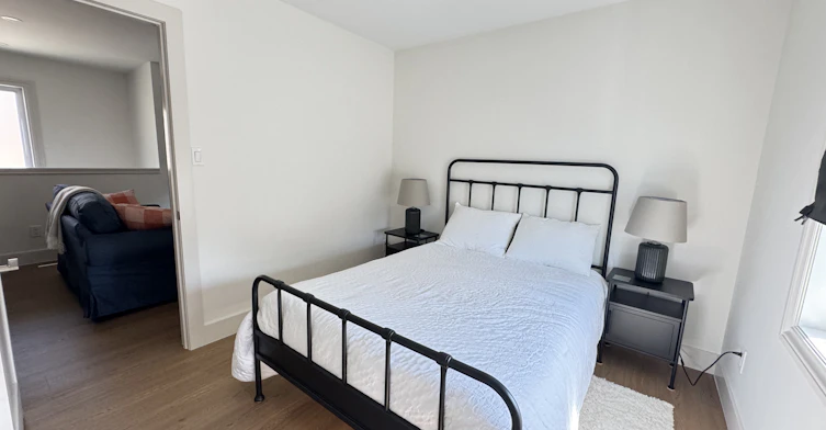 Coach-26 Cardrew Street, Markham, ON, L6B 1G2 - 10