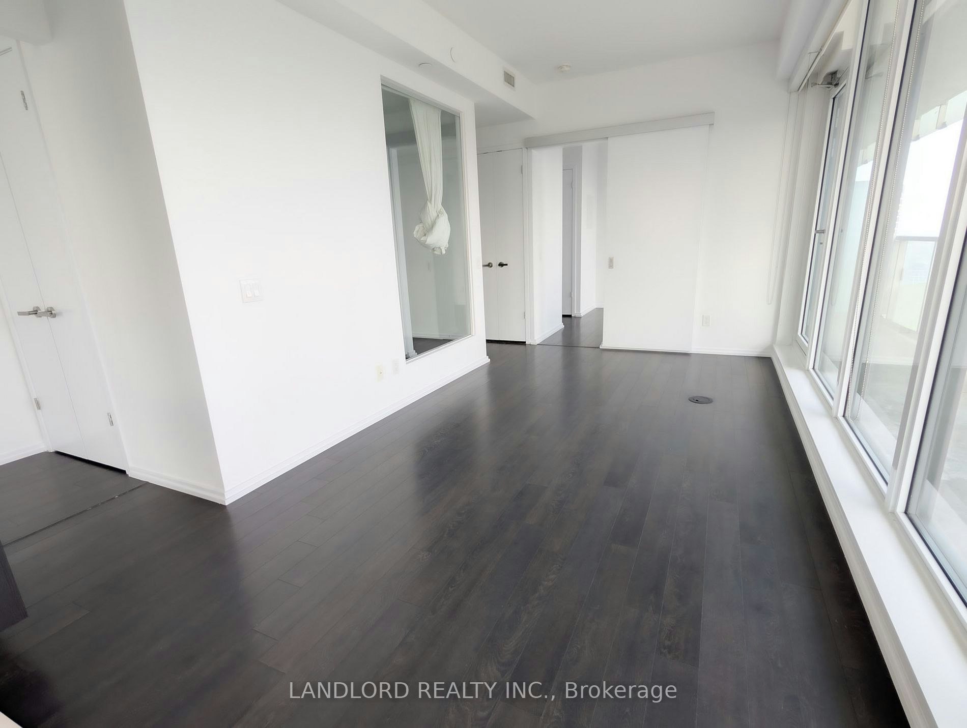 4309-197 Yonge Street, Toronto, ON, M5B 0C1 - 7