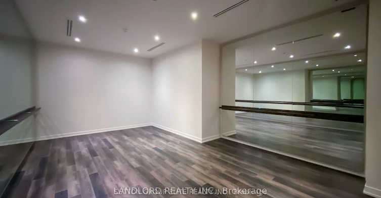 4309-197 Yonge Street, Toronto, ON, M5B 0C1 - 30