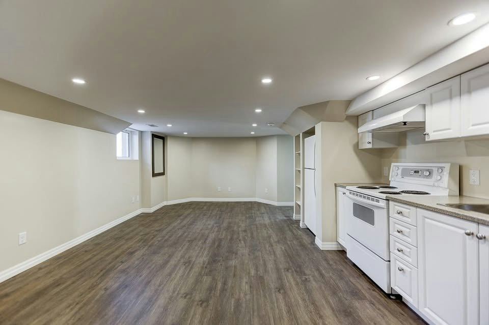 2-211 Hibbert Avenue, Oshawa, ON, L1J 1V4 - 3
