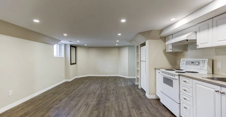 2-211 Hibbert Avenue, Oshawa, ON, L1J 1V4 - 3