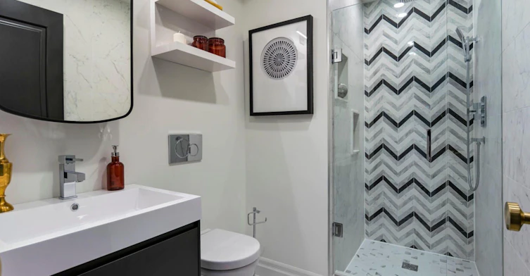 2-121 Sorauren Avenue, Toronto, ON, M6R 2E3 - 6