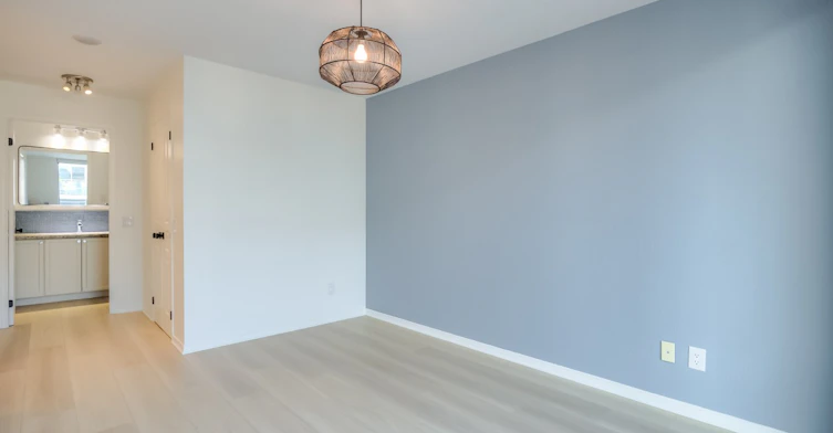 512-1863 Queen Street East, Toronto, ON, M4L 3Z9 - 12