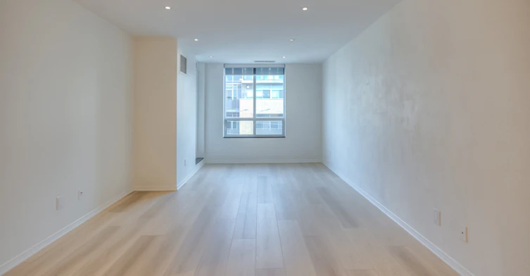 512-1863 Queen Street East, Toronto, ON, M4L 3Z9 - 3