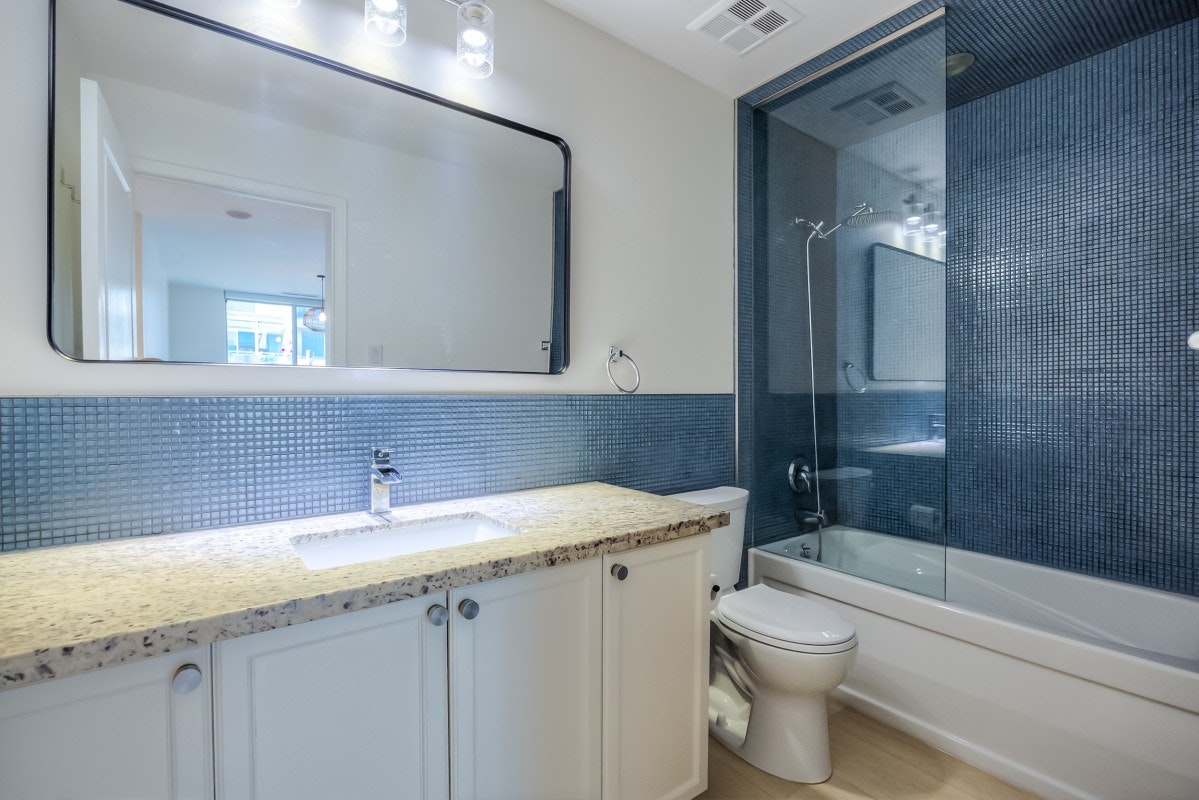 512-1863 Queen Street East, Toronto, ON, M4L 3Z9 - 13
