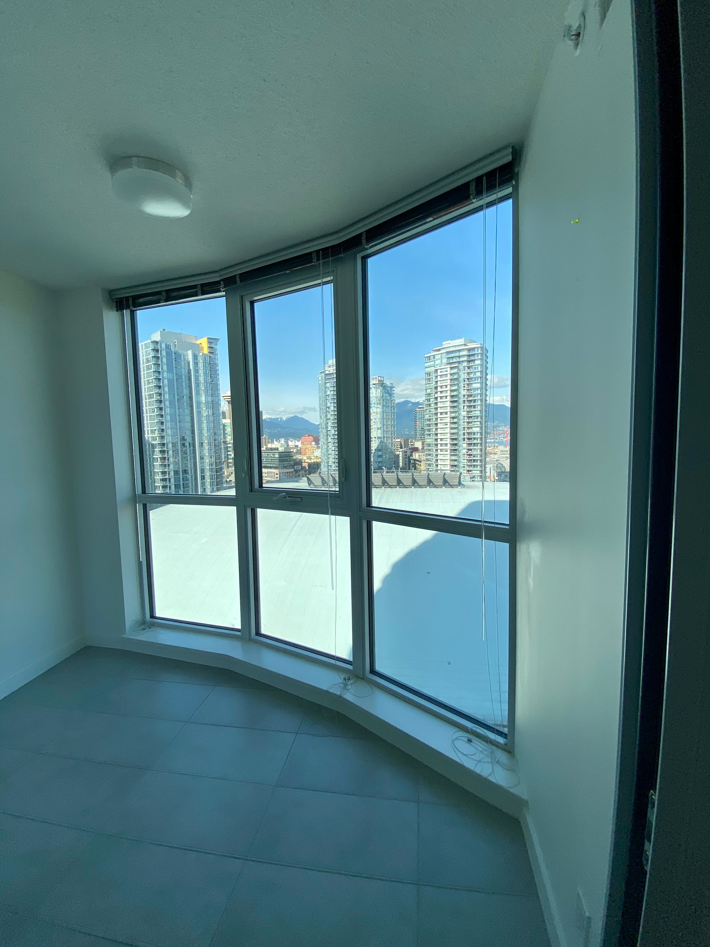 1201-685 Pacific Boulevard, Vancouver, BC, V6B 0R4 - 5