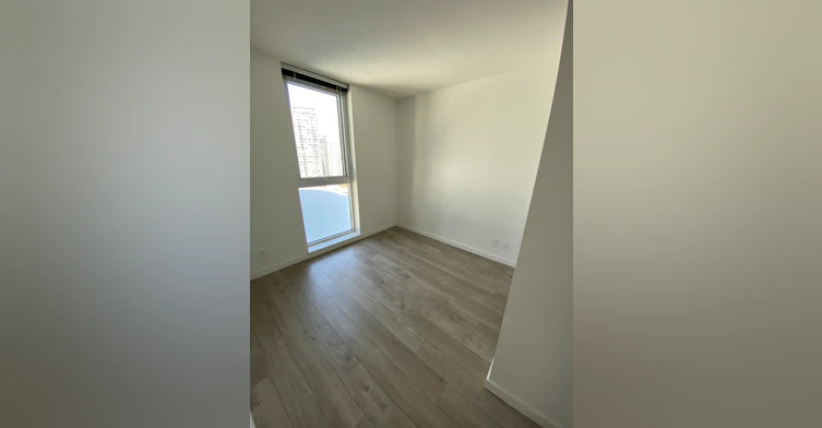 1201-685 Pacific Boulevard, Vancouver, BC, V6B 0R4 - 3