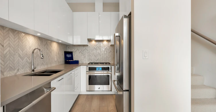 TH4-3559 E Kent Avenue, Vancouver, BC, V5S 0H6 - 2
