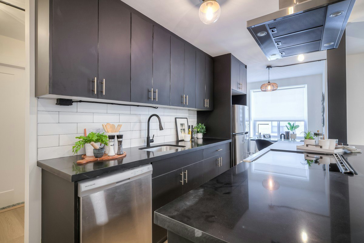 107-420 Eglinton Avenue E, Toronto, ON, M4P 1L8 - 12
