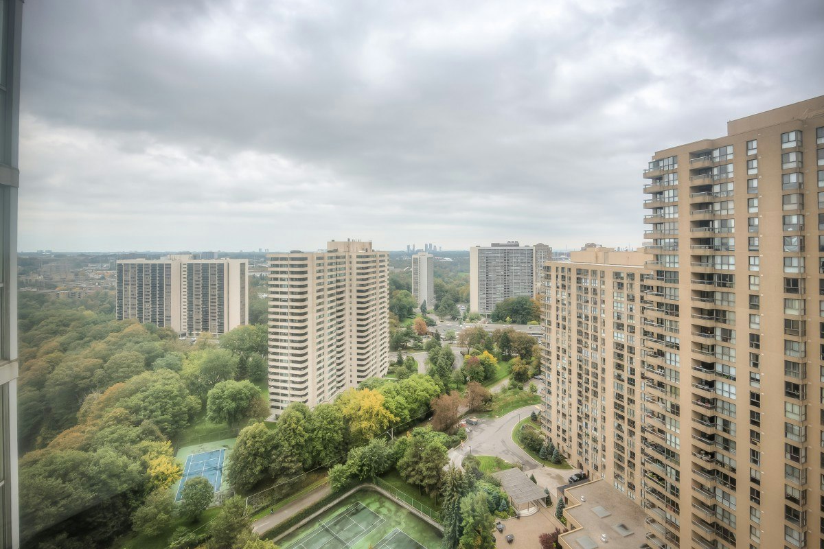 2504-5 Concorde Place, Toronto, ON, M3C 3K6 - 21