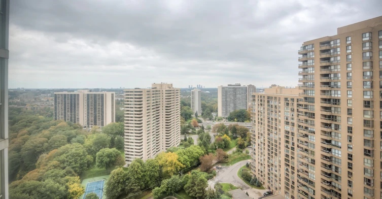 2504-5 Concorde Place, Toronto, ON, M3C 3K6 - 21