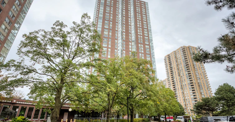 2504-5 Concorde Place, Toronto, ON, M3C 3K6 - 24