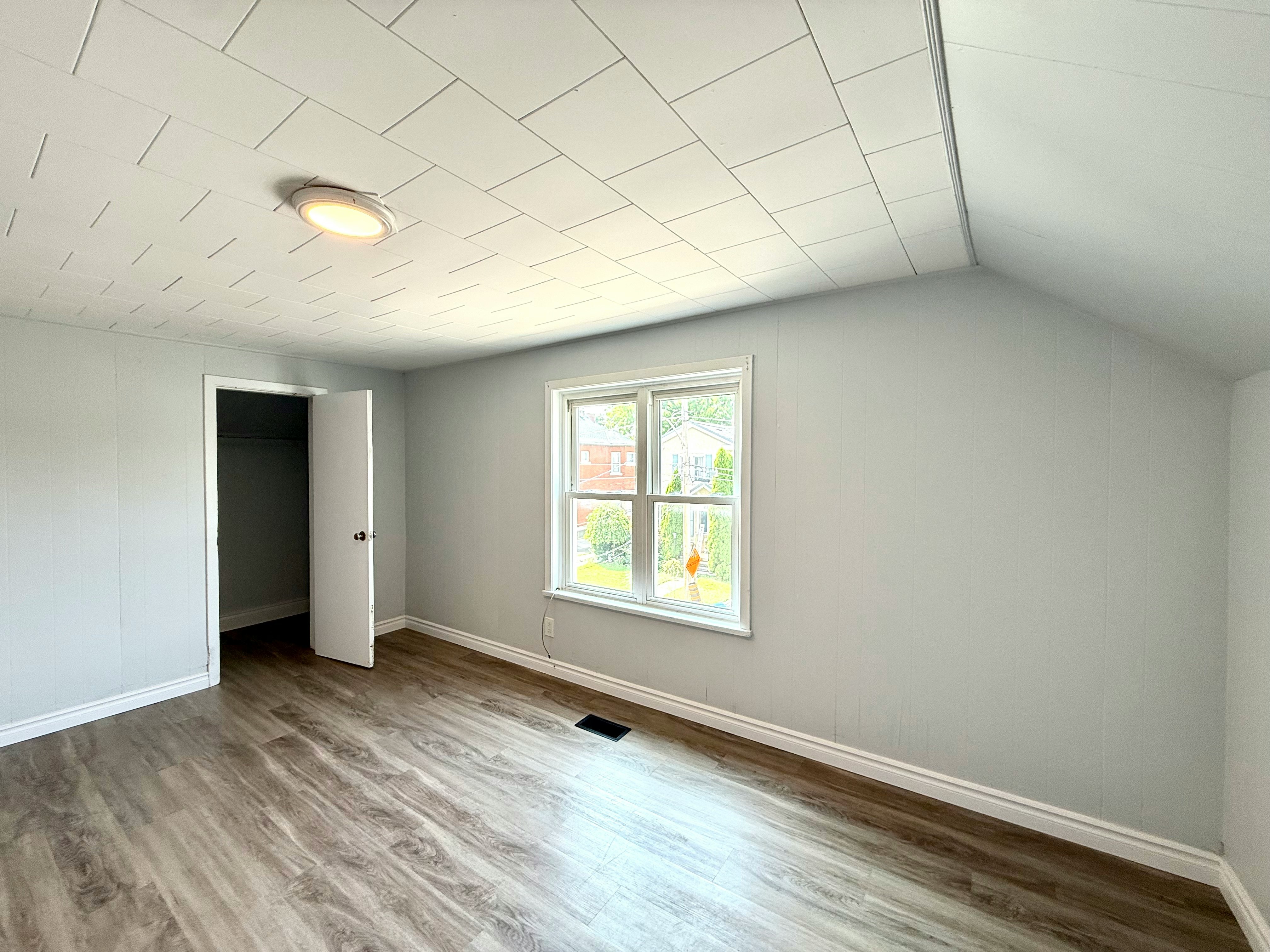 26 Albina Street, Welland, ON, L3C 1P3 - 5