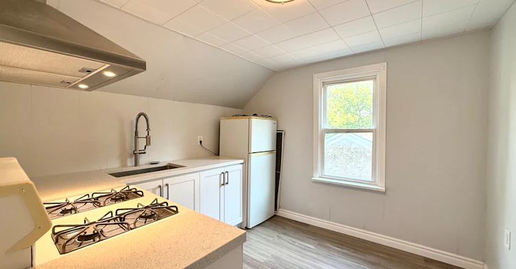 26 Albina Street, Welland, ON, L3C 1P3 - 10