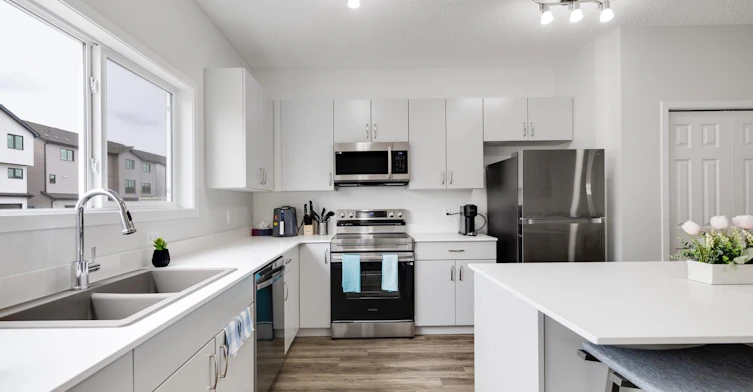 1227 16 Avenue NW, Edmonton, AB, T6T 0S9 - 7