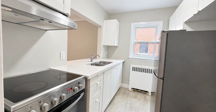 Unit 3-85 East Avenue South, Hamilton, ON, L8N 2T5