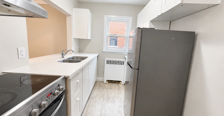 Unit 3-85 East Avenue South, Hamilton, ON, L8N 2T5 - 2